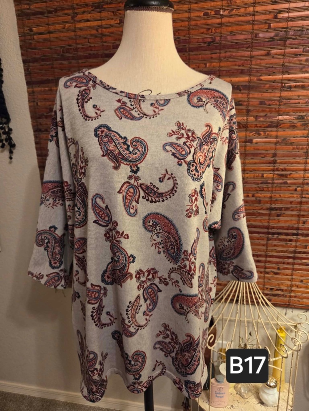 Bobbie Brooks Gray Paisley Boatneck Tunic Top